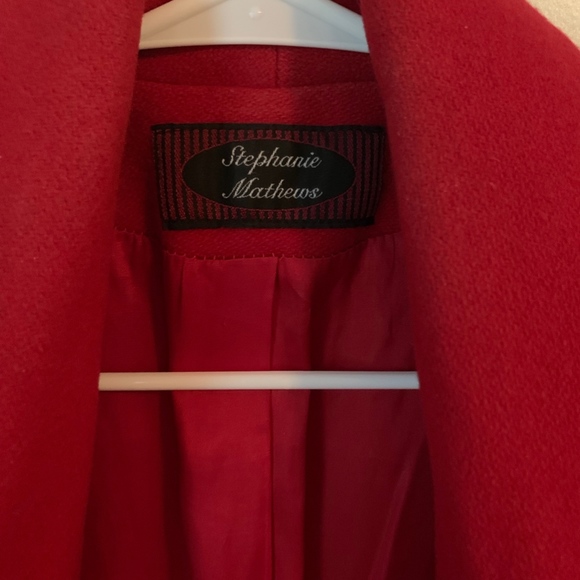 Ladies Winter Coat - Picture 4 of 6